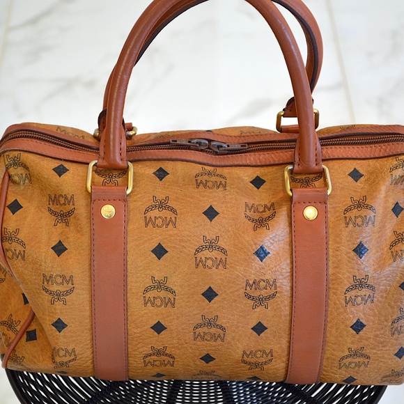 MCM Visetos Congnac Boston Bag Golf Collection Medium - Picture 4 of 16